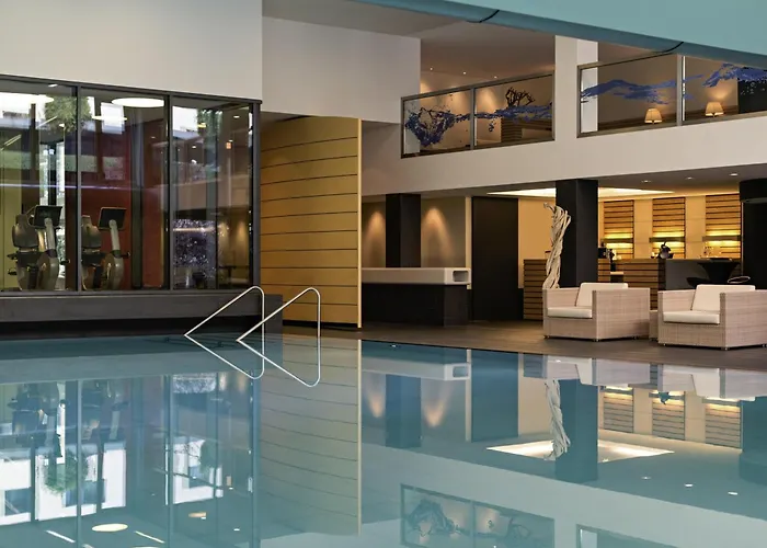 Pullman Berlin Schweizerhof Hotel